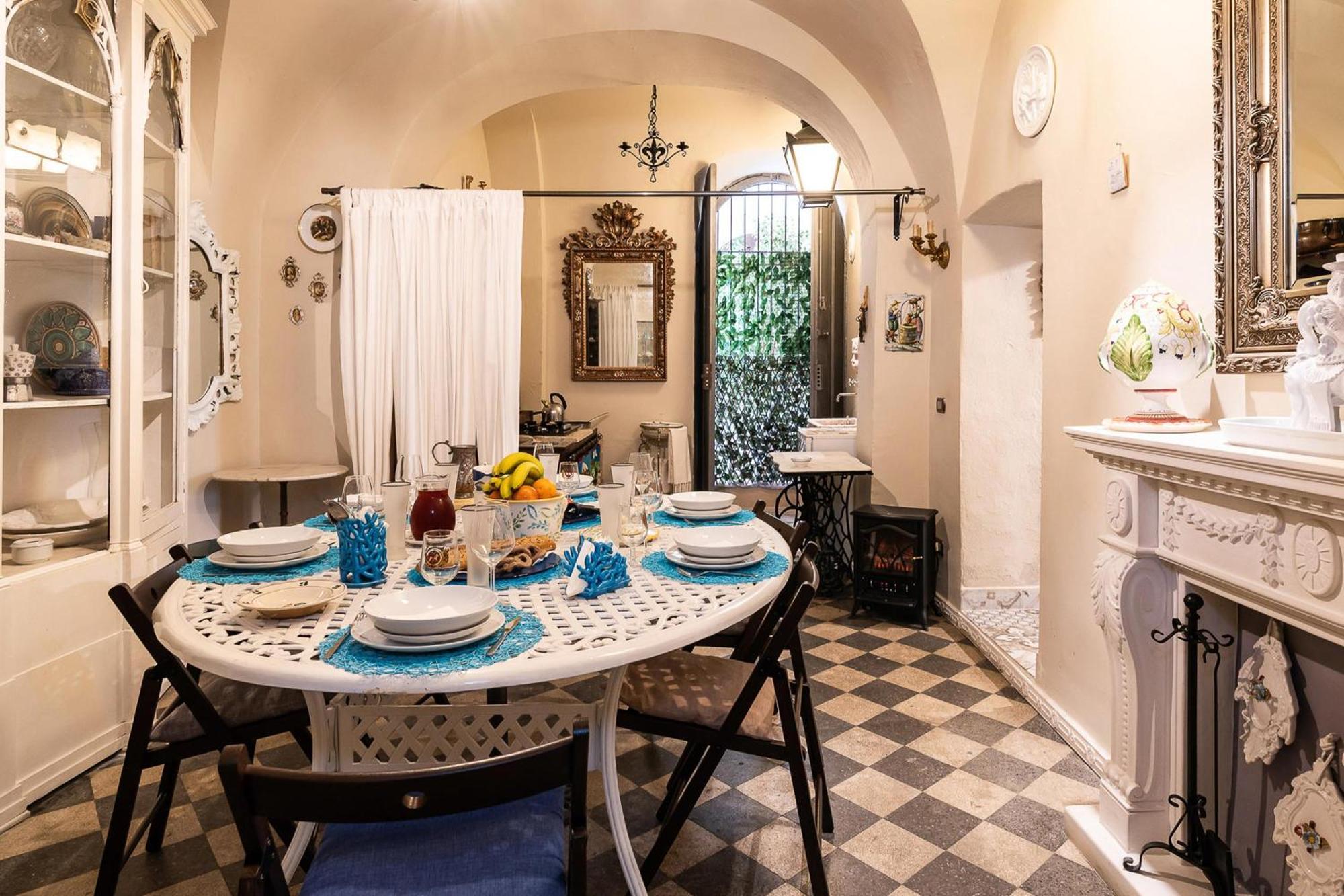Il Feudo By Barbarhouse Hotel Bari Exterior photo